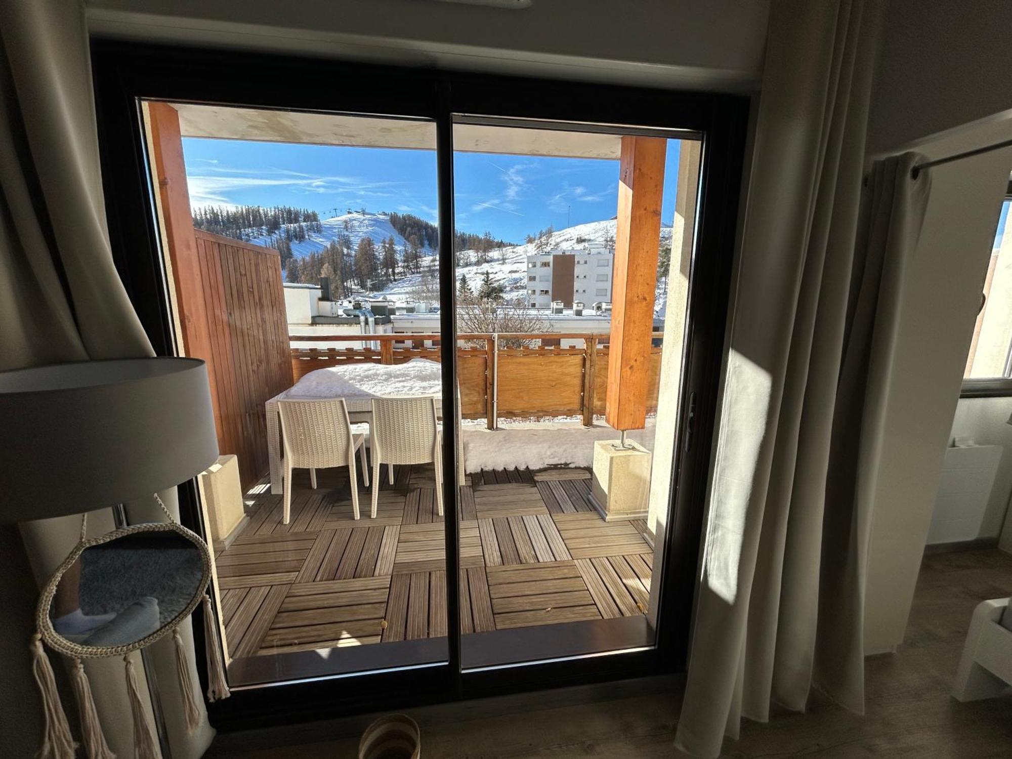 Superbe Appartement Avec Piscine Et Garage Péone Exterior foto